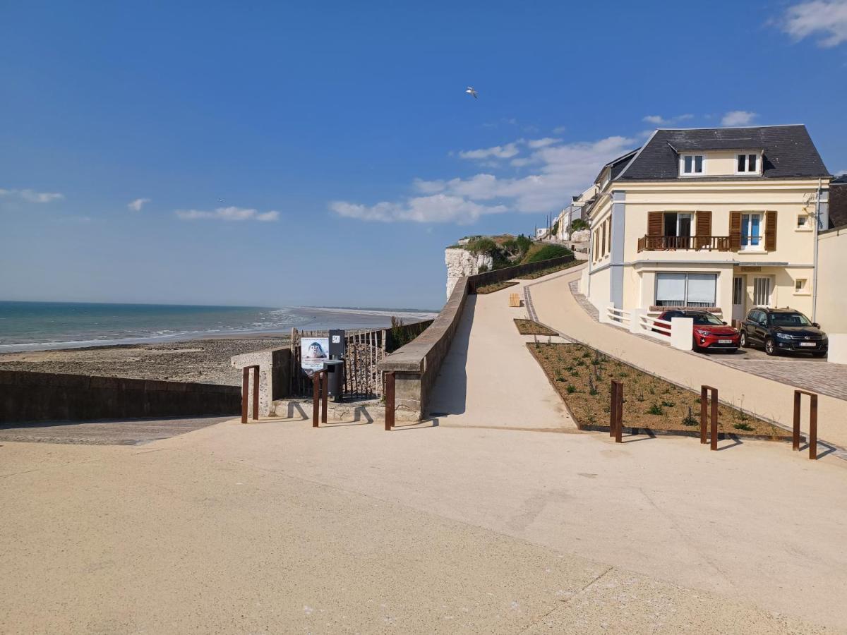 A Cote De La Mer Ault Exterior photo